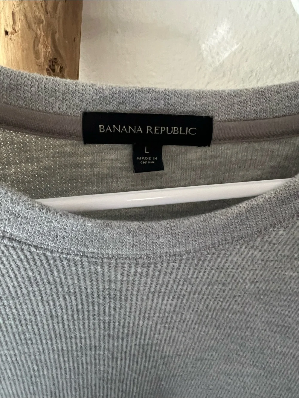 Banana Republic Men’s Heather Gray Crewneck Sweater